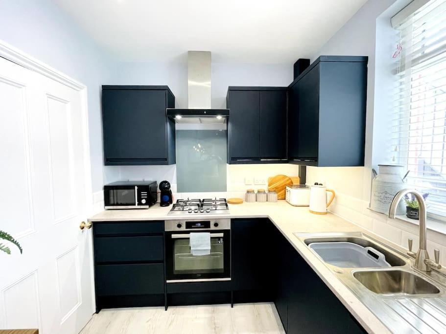 Rookley Villa, 3 Bedroom Family Apartment, Ventnor Exteriör bild